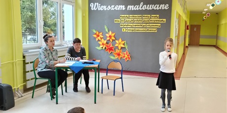 Powiększ grafikę: miedzynarodowy-dzien-jezyka-ojczystego-w-klasach-0-iii-175477.jpg